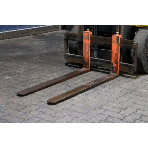 2016 هيونداي 25D-9-43030351