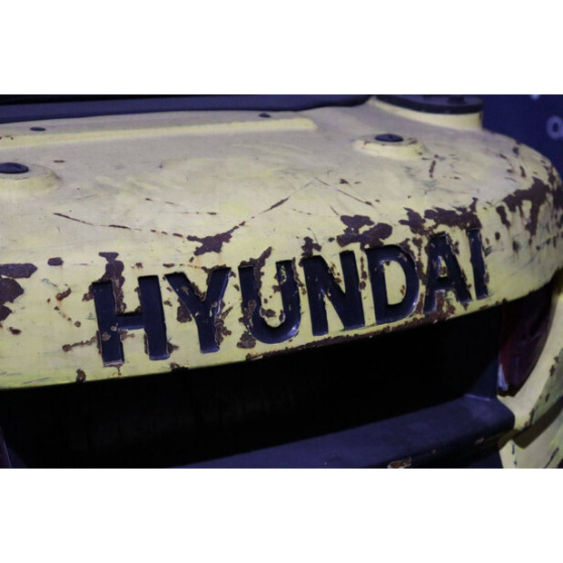 2016 هيونداي 25D-9-43030358