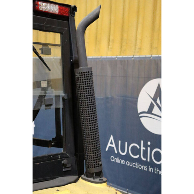 2016 هيونداي 25D-9-43030359