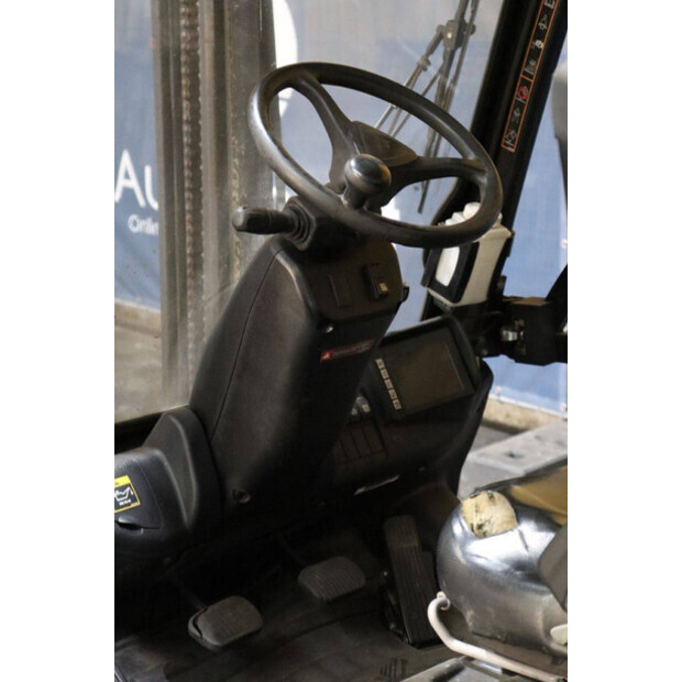 2016 هيونداي 25D-9-43030365