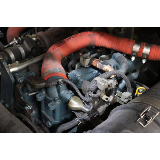 2016 هيونداي 25D-9-43030370