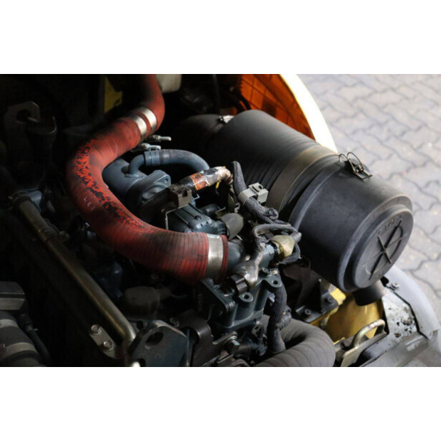 2016 هيونداي 25D-9-43030371