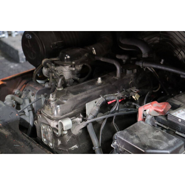 2006 Toyota 42-7FGF25-43030637