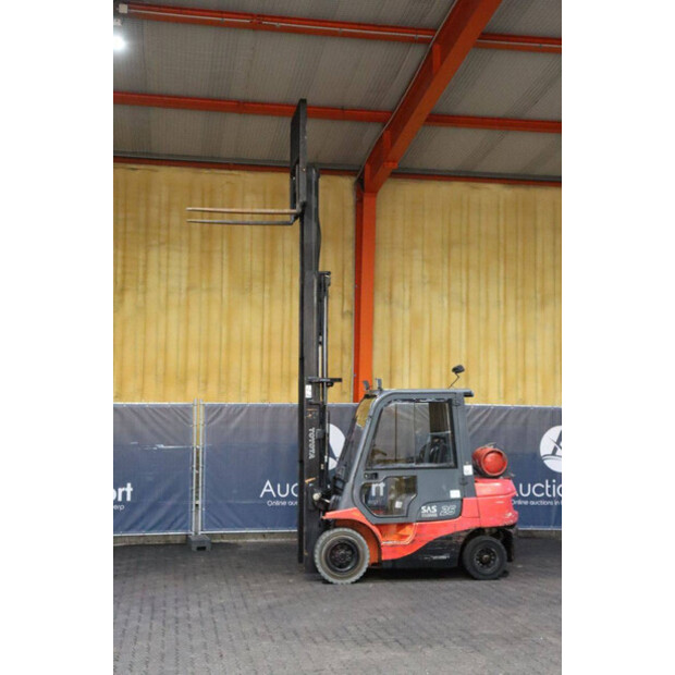 2006 Toyota 42-7FGF25-43030638