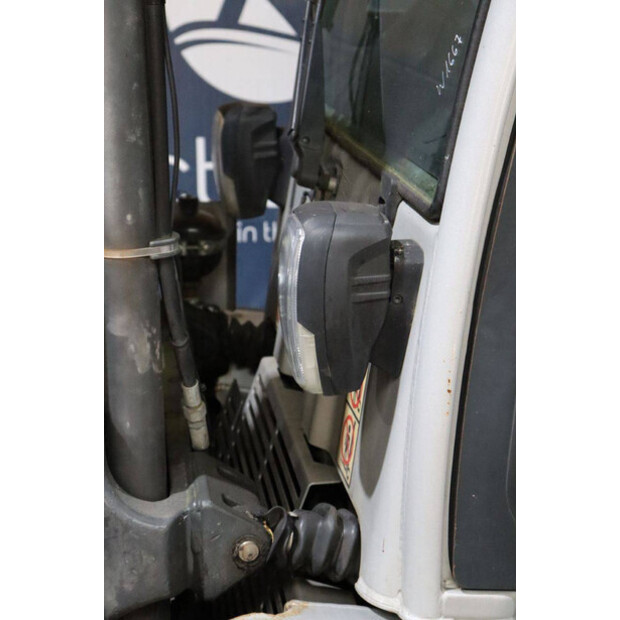 2018 Still RX70-45-43030657