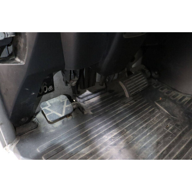 2018 Still RX70-45-43030674