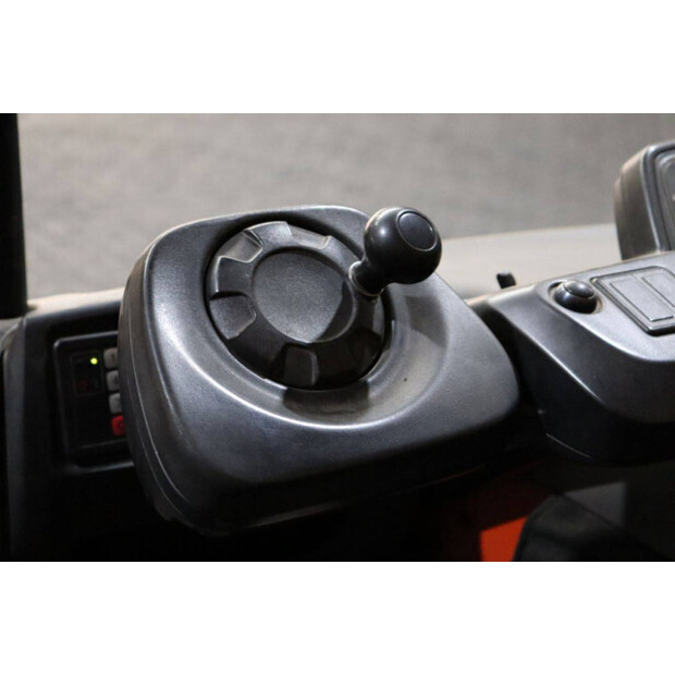 2008 بي تي RR B7-43030701