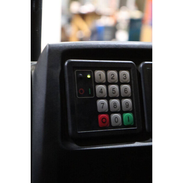 2008 بي تي RR B7-43030702