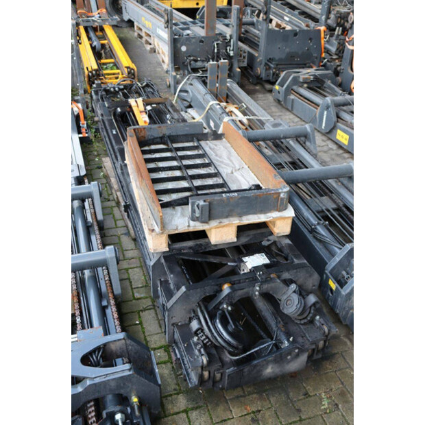 2008 بي تي RR B7-43030710