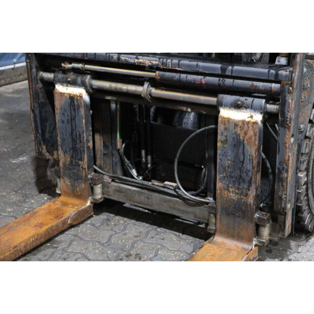 2015 Toyota 02-8FGF25-43030725