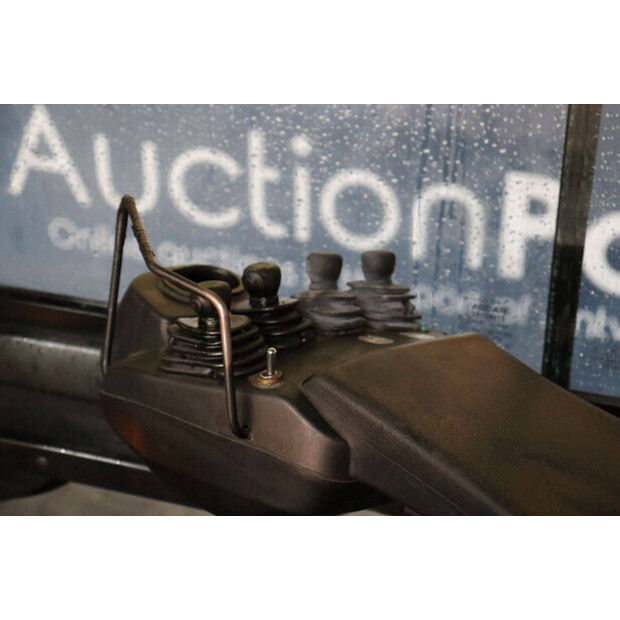 2015 Toyota 02-8FGF25-43030739