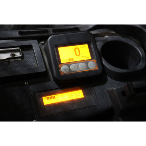 2015 Toyota 02-8FGF25-43030742