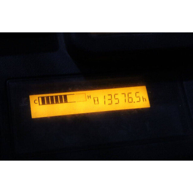 2015 Toyota 02-8FGF25-43030743