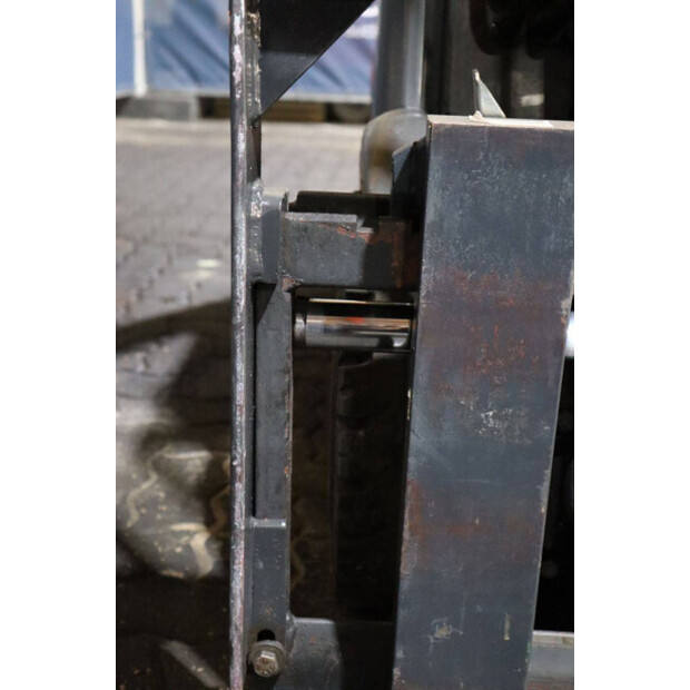 2016 Linde E16P-02-43031240