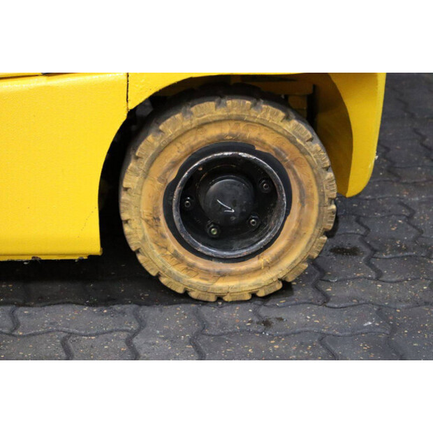 2017 Hyundai 16B-9-43031283