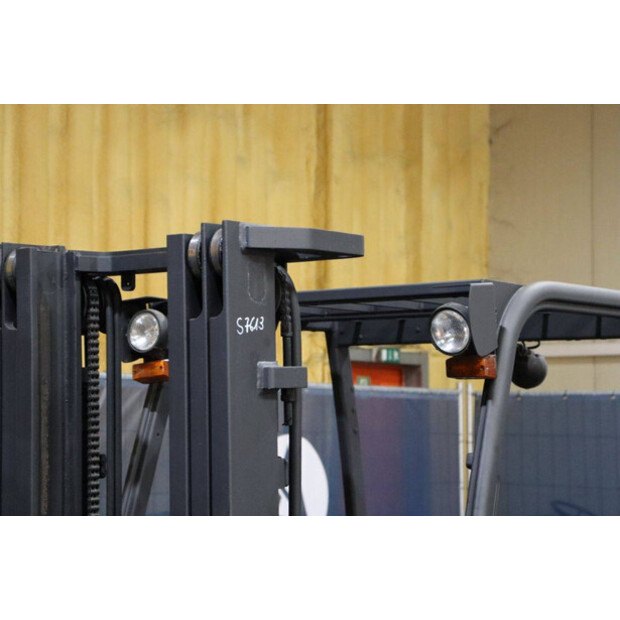 2017 Hyundai 16B-9-43031284