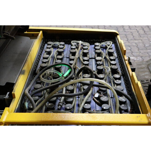 2017 Hyundai 16B-9-43031298