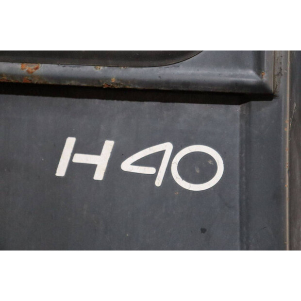 2000 ليندي H40D-04-43031587