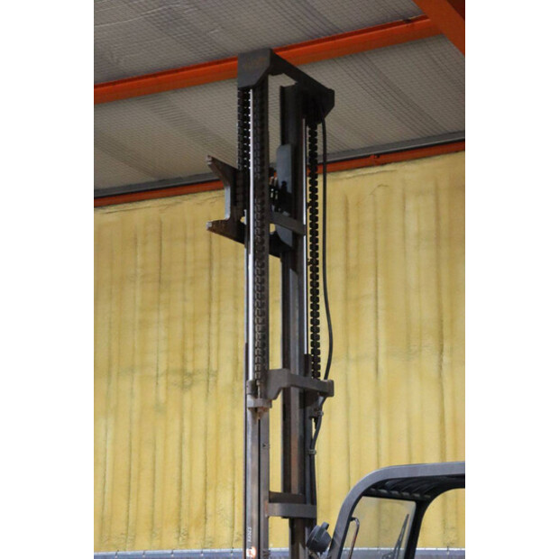 2000 ليندي H40D-04-43031607