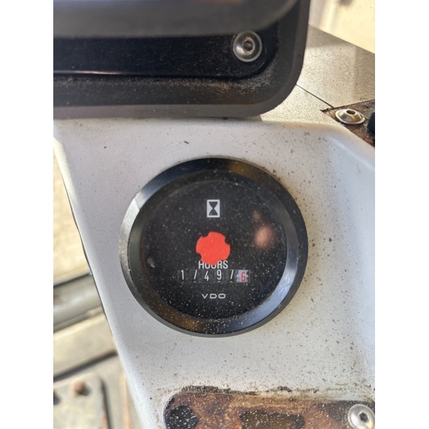 2010 SENNEBOGEN 835R-43037038