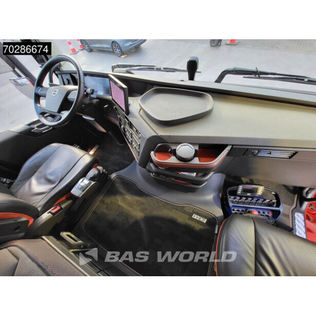 2022 فولفو FH16 650-43044717