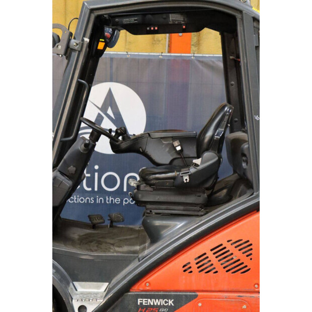 2016 Fenwick-Linde H25T-02-43045044