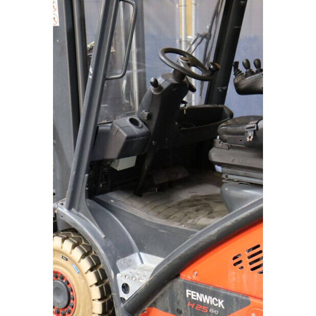 2016 Fenwick-Linde H25T-02-43045045