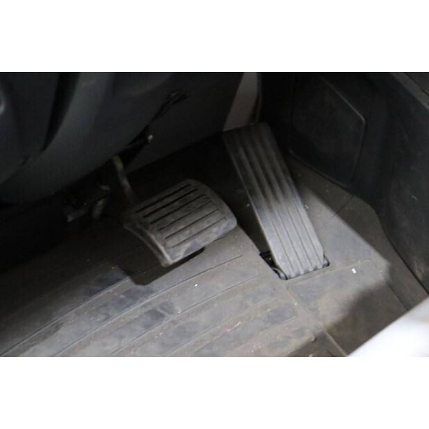 2023 Still RX20-18-43045125