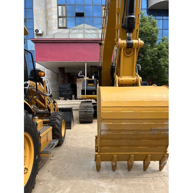 2024 Caterpillar 320DL-43045314