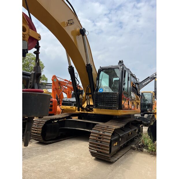 2024 Caterpillar 320DL-43045322
