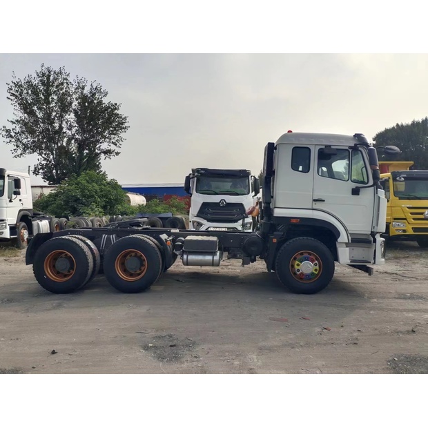 2024 Sinotruk HOWO371-43045403