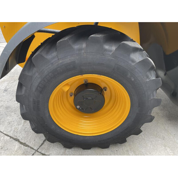 2018 JCB 531-70-43045565