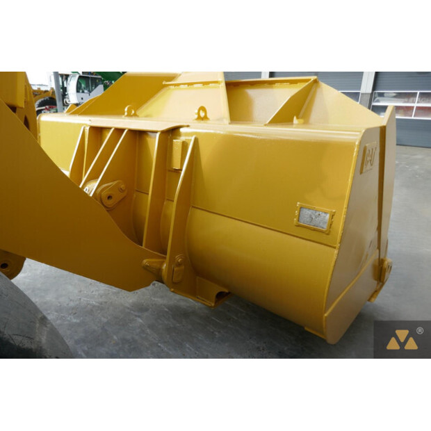 2017 Caterpillar 966M-43045637