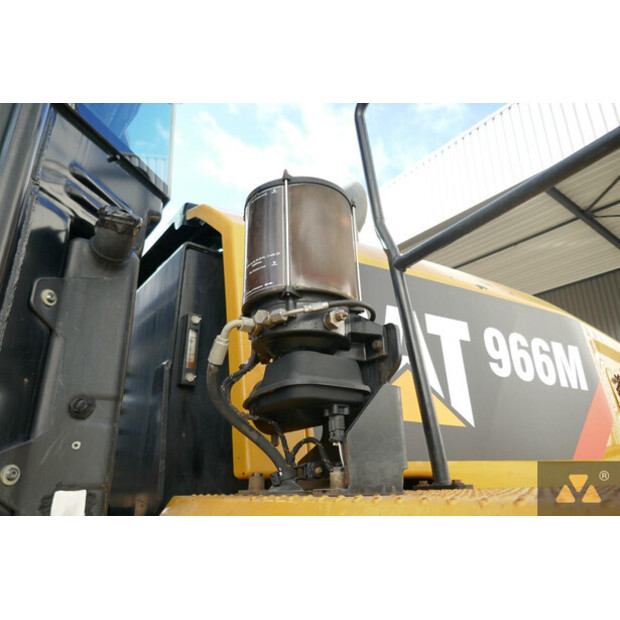 2017 Caterpillar 966M-43045649
