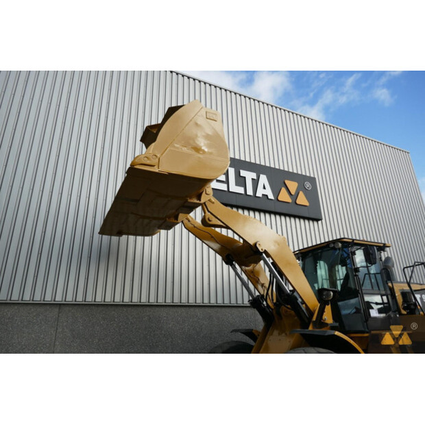 2017 Caterpillar 966M-43045656