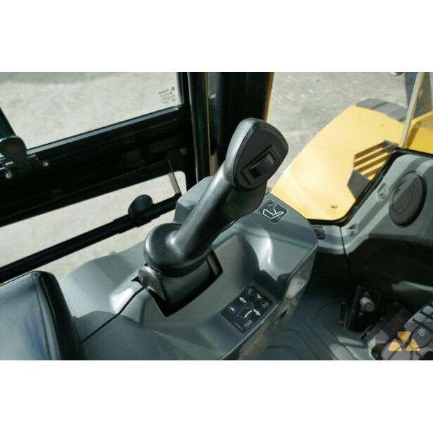 2017 Caterpillar 966M-43045672