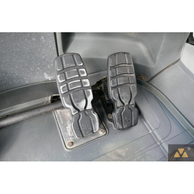 2017 Caterpillar 966M-43045674