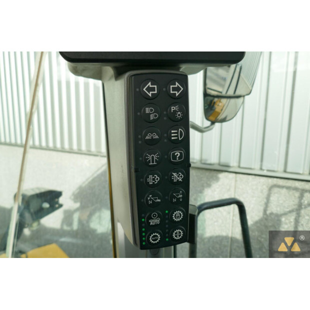 2017 Caterpillar 966M-43045679