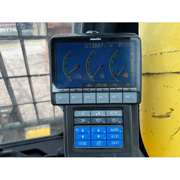 2015 Komatsu PC700LC-8EO-43045972