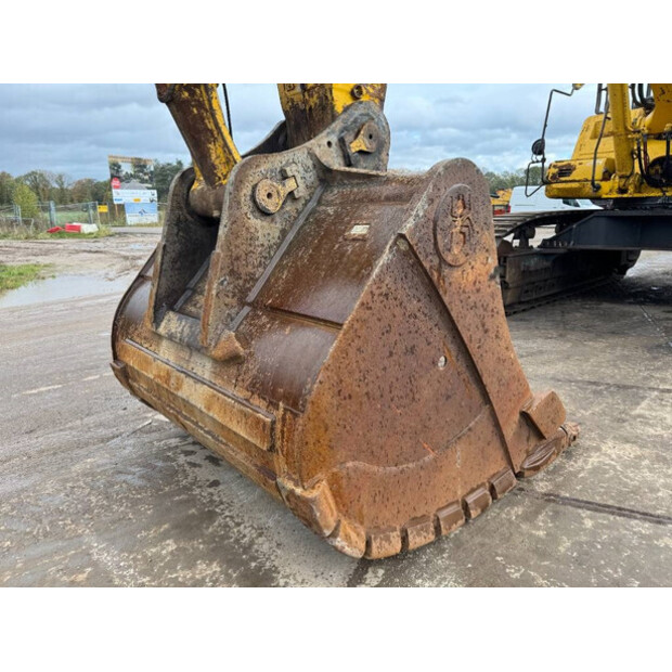 2015 Komatsu PC700LC-8EO-43045977