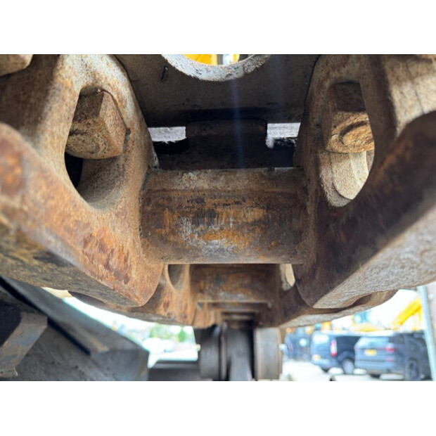 2015 Komatsu PC700LC-8EO-43045986