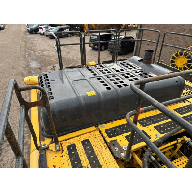 2015 Komatsu PC700LC-8EO-43045991