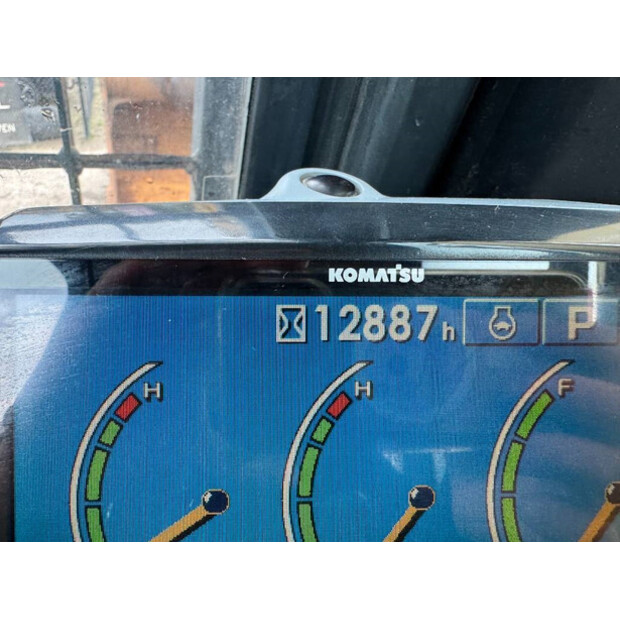 2015 Komatsu PC700LC-8EO-43045997