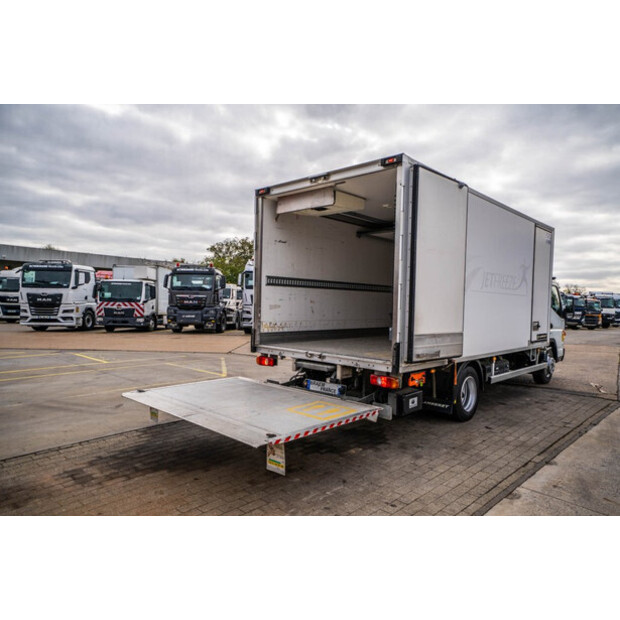 2017 MITSUBISHI CANTER 7C15-43046105