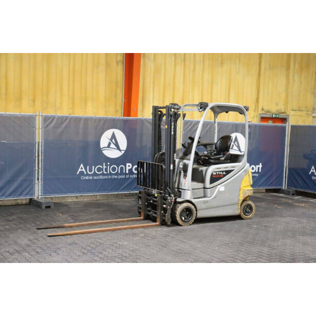 2015 Still RX20-18-43046433