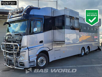 صورة ل شاحنات 2016 مرسيدس بنز Actros 2551