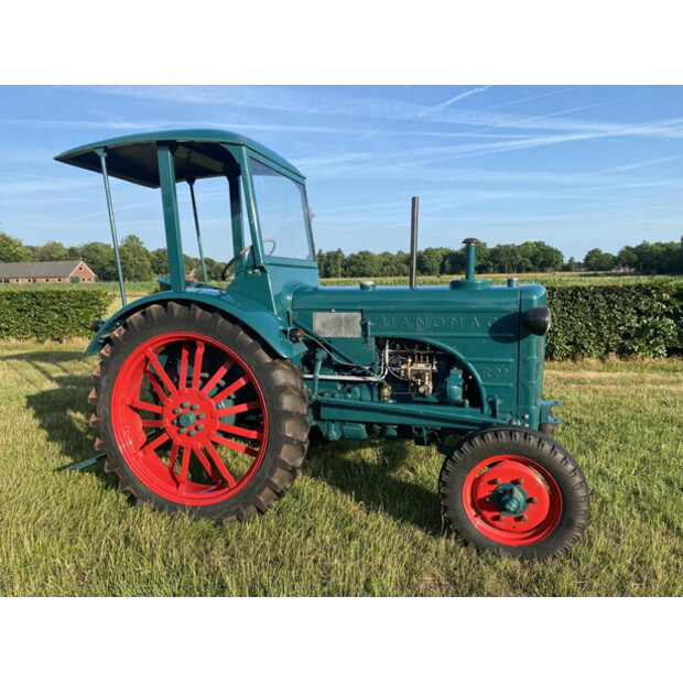 1953 هانومج R22-43047173