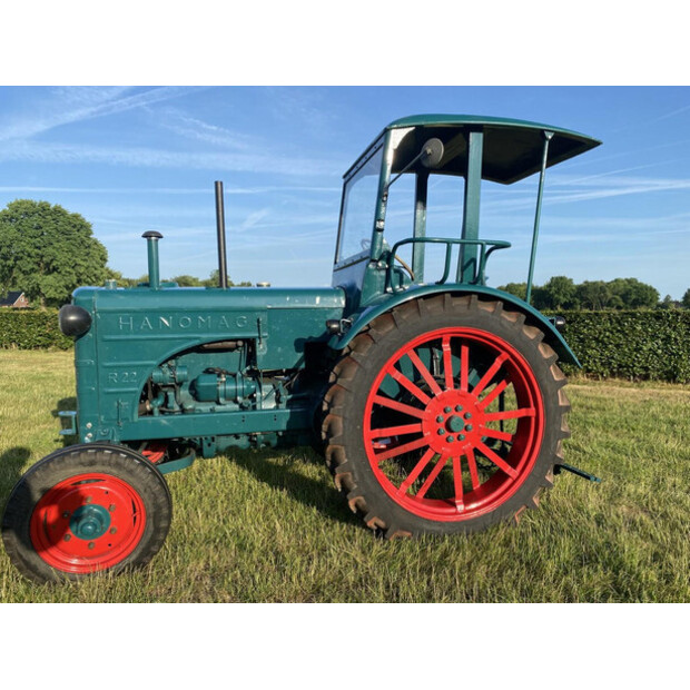 1953 هانومج R22-43047244