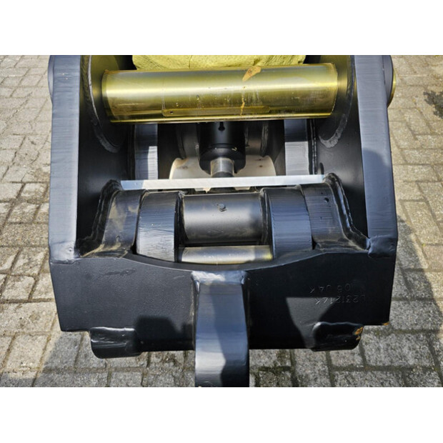 2024 Caterpillar 336-43047369