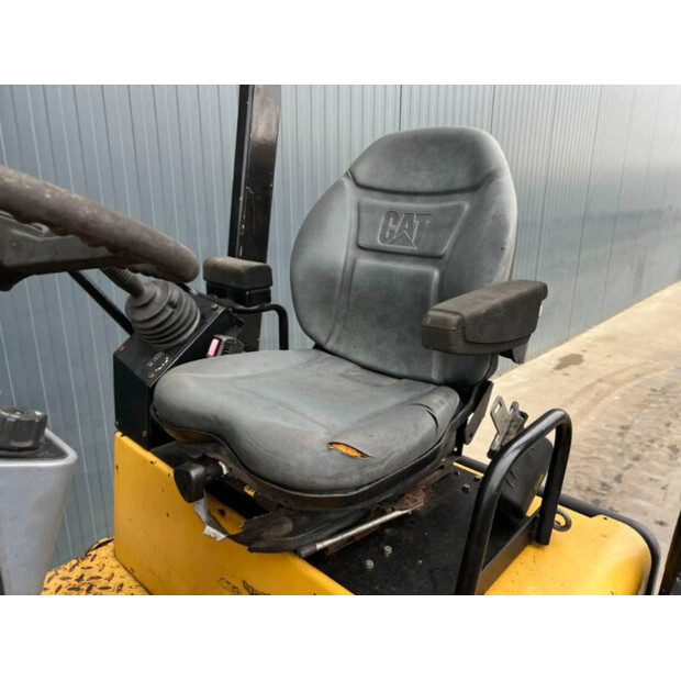 2012 كاتربيلر CC24-43047707